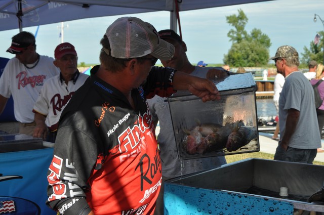 9C58C9D1-E84B-4E9B-AB0F-715A5D14E0F1