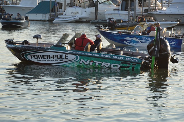 9C5B37D1-B7DF-46F0-AE92-76A6DA65E15B