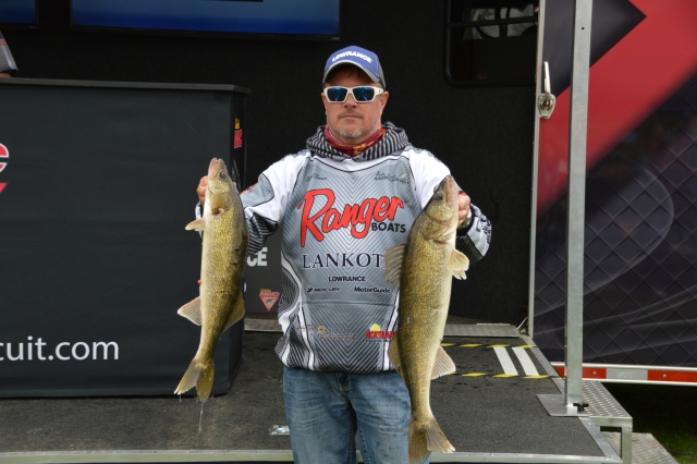 9C7C9213-6CDC-4E2A-AFCD-181FFF233BDD