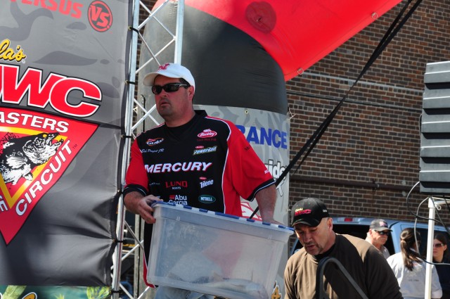 9CA5E7B3-3207-431D-94B1-7CBBA2B5E919