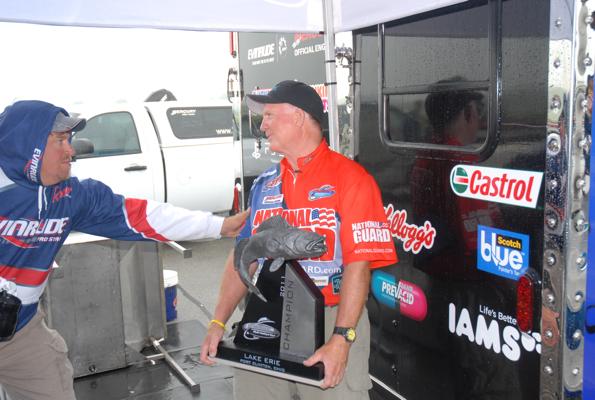 9CB507F1-896F-4675-A1DC-46501D4E5008