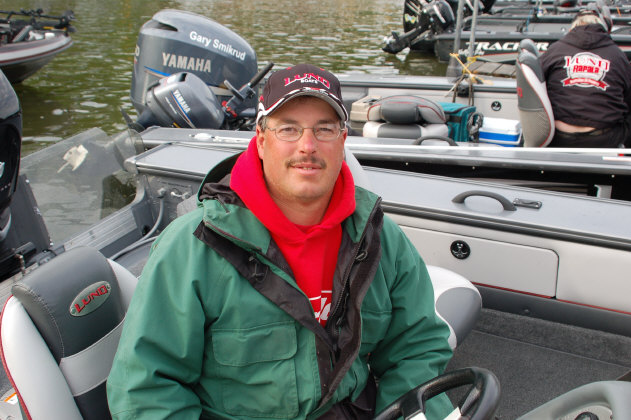 9CC3F416-81C9-4D2F-9E5F-8E9D2D98F301