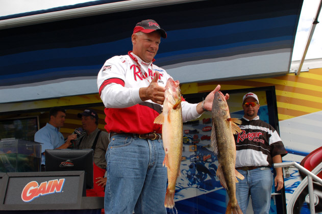 9CC67D30-03C9-4B5A-B8C8-27C5487EEFC9