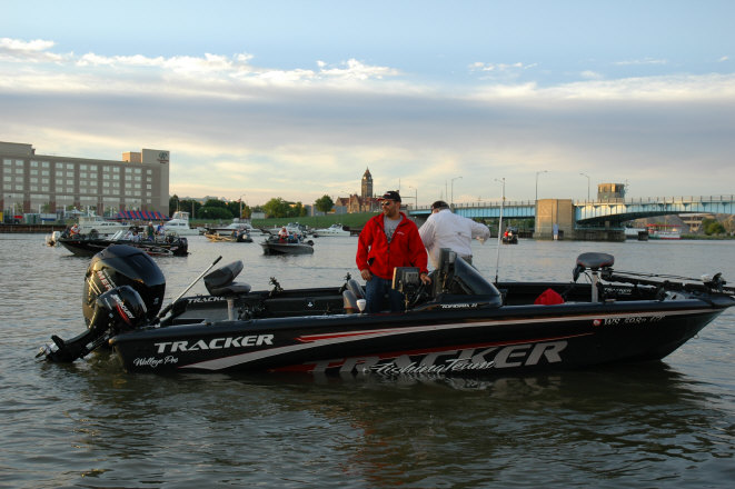 9CD69965-2639-4417-8C87-D0F117DD0BD6