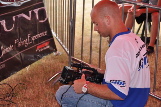 9CE526F4-A424-4DFC-9845-9680B5EC0F96