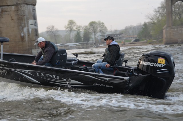 9CE8F88C-FFBE-44A3-ACC6-1866D1F284F7