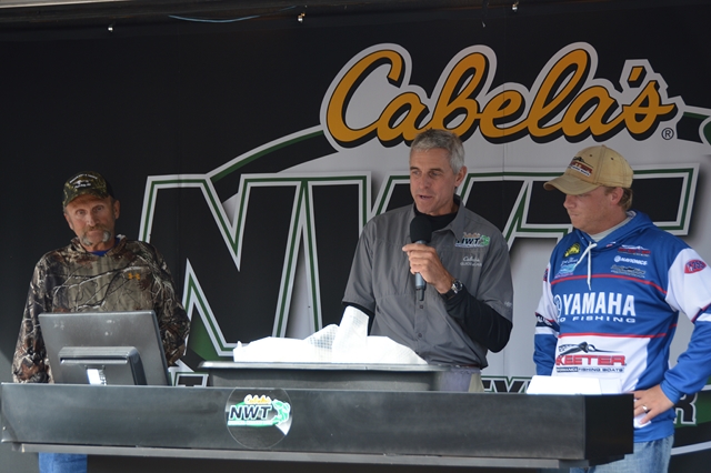 9CEE6BCE-FB56-495C-A717-F3C23A69A5DF