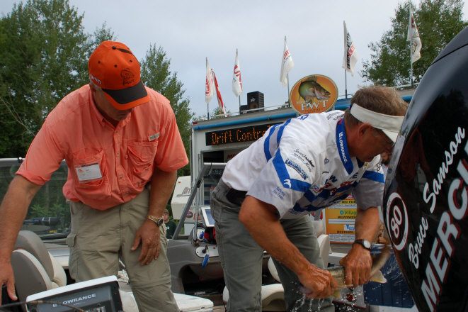 9D03BA28-97B2-4649-B7ED-1EAD03434348