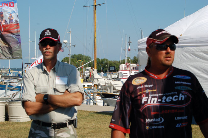 9D0CE8EA-17EC-412B-A608-EECFA6A0D697