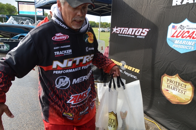 9D114B7F-DB23-4551-9626-762FB17C4AE9