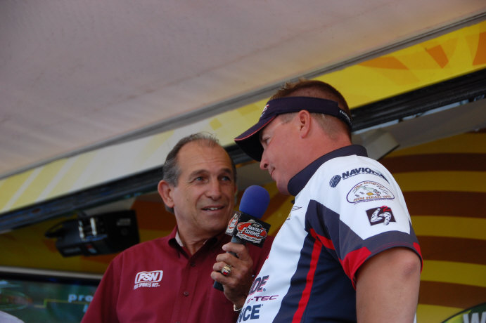 9D151FB7-73EE-4BAA-98E1-F0FEC31045B1