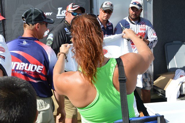 9D1D10CA-242C-4B23-ACDE-E9E8F8BF37F0