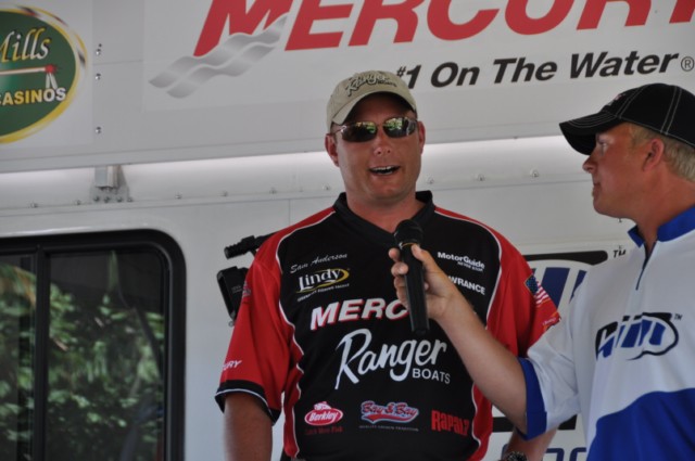 9D212515-0203-498C-A494-AFCBC666564E