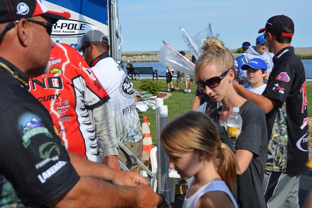 9D7B033C-BE08-4A7A-8CBD-5C97DED33F54