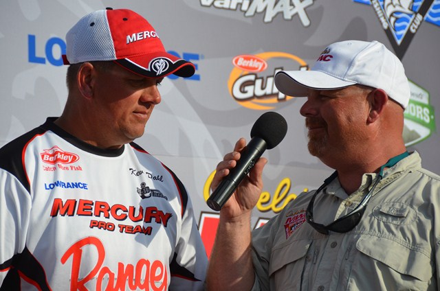 9D9630E8-6A6F-4BAC-BA74-9045FA2AE008