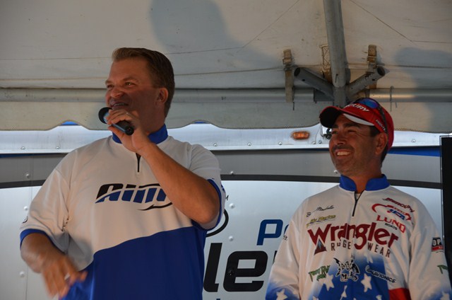 9DAD70F0-337A-40A3-A908-E000116EF977