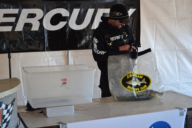 9DD9D3CC-A209-4729-A447-96AC32DCF5BA