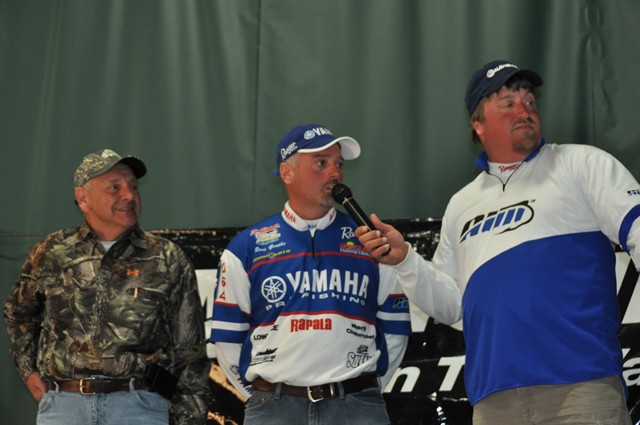 9DE81D46-385E-4C25-8854-BC6E0CABFEF3