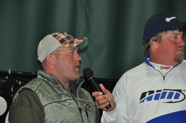 9E090B13-1435-4DF1-B49D-3BE2E1A5295D