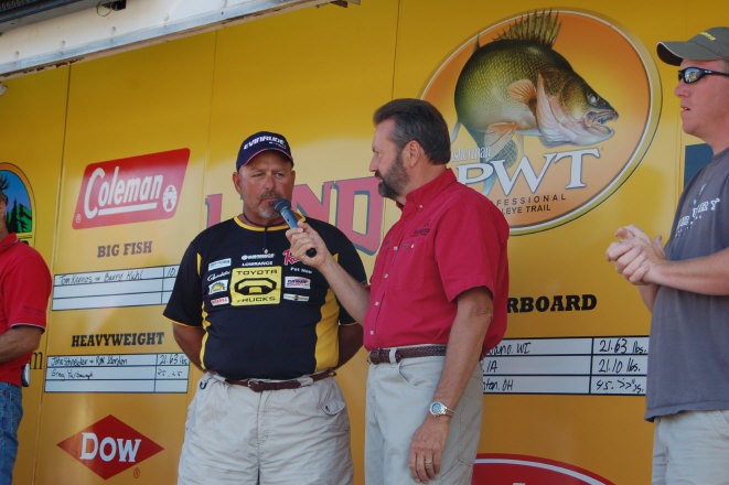 9E1777B1-C760-41C8-BD25-87C0747CC7AC