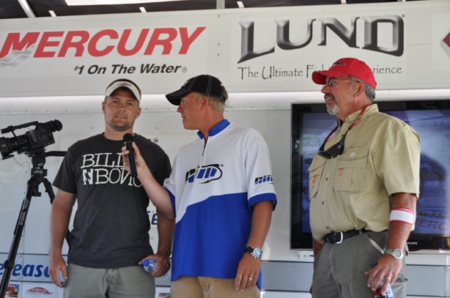 9E2130FC-06E5-4527-9F90-E38497D933AE