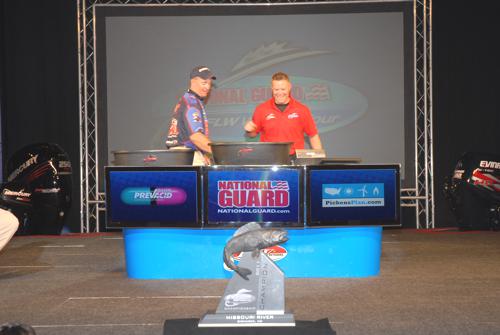 9E2C3097-DC02-41F5-8418-84AE4A6D3728