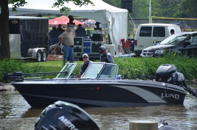 9E59A61B-3346-4D1C-A1EB-693B856F59DD