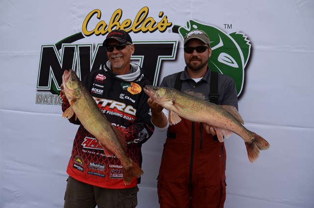 9E9634F3-5DEB-4448-999F-BC460BB127AE