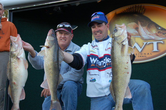 9EB51604-3CB7-4419-B166-4DC4CA0671A4