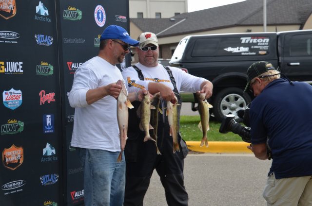 9F1833B1-6809-4D5D-95F0-55229346398A