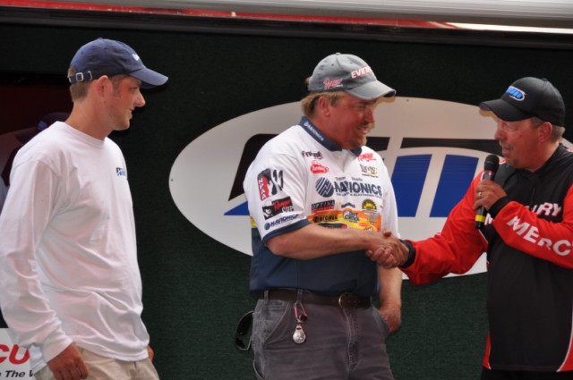 9F304C4D-CE4F-4947-8783-2BBF7307261F