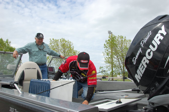 9F37EE1B-F853-4E81-9069-D7A9D1EFE39E