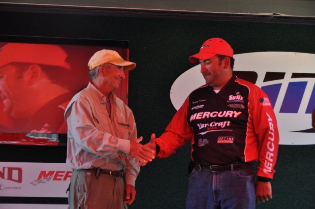 9F4F47ED-7B60-47CC-A393-D3041B988485