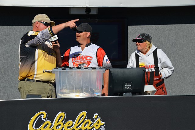 9F57E509-1FA6-49A7-9DD1-7DDA2267F647