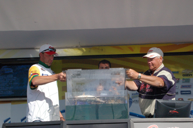 9F7F0AA7-6D68-49AB-B525-6065E0E444FA