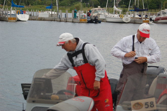 9F853295-B227-4DFE-9D2E-E0116EDF8FB5