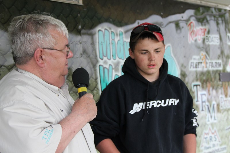 9FAF5512-99F3-439C-80EA-0BD1357B1972