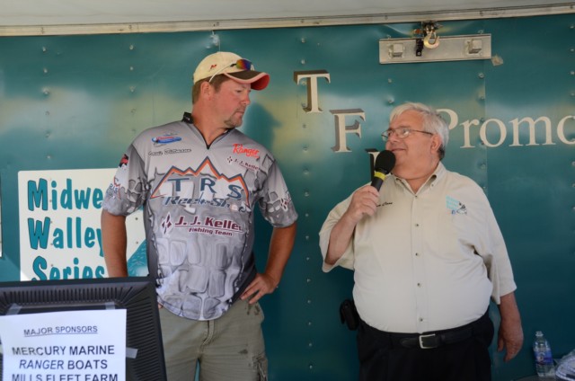 9FB0B52D-F60D-4B67-B97C-4EE8E15DACDD