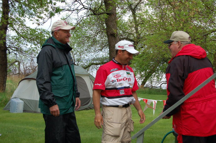 9FB5C214-060C-4185-8E7D-654D50C7CE77