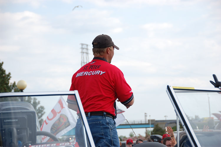 9FC49CF3-6A6D-43BA-86AE-44FF694655F0