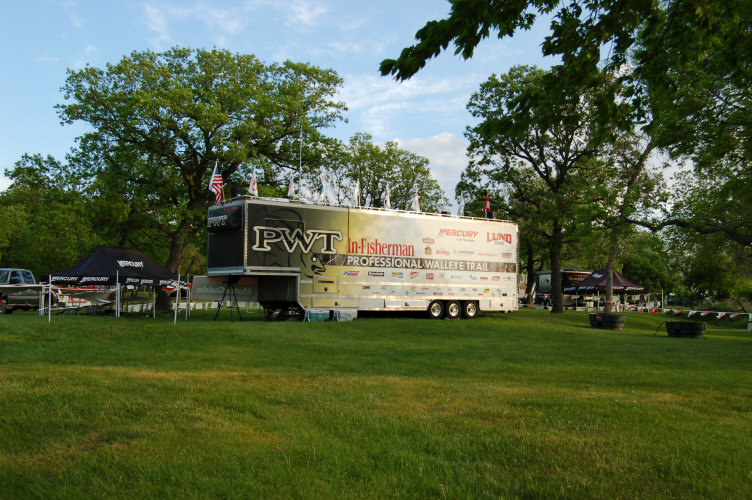 9FC62605-1281-4450-AD04-7F38D216AD39