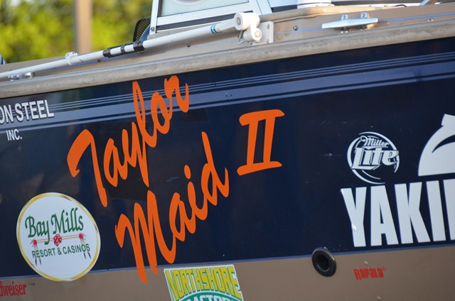 69958F6B-A7B9-4D87-9990-B647415E8612