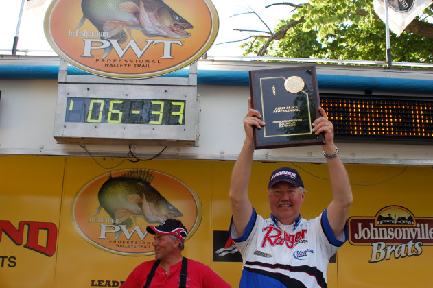 A013338A-4EC1-4C03-A989-3300E0DF0FB7