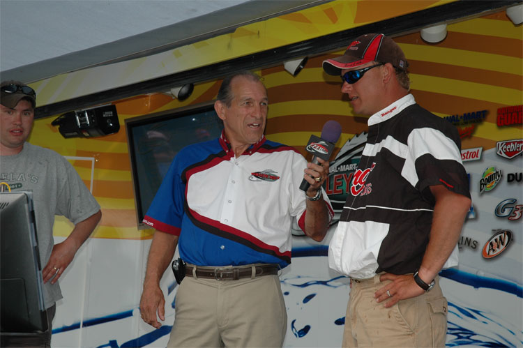 A03DBFF9-206B-4B66-9599-DDF9DBE0AF19