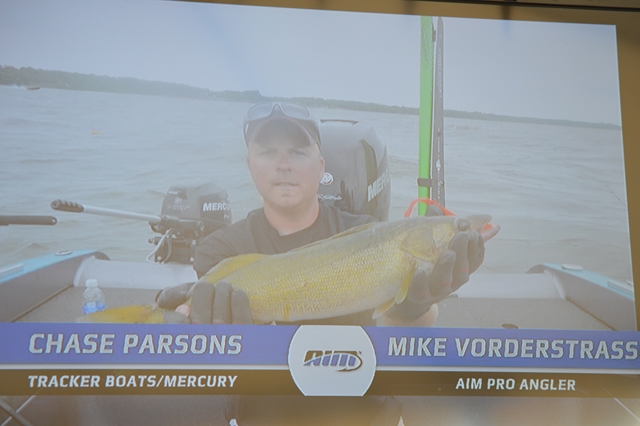 A0A32B73-A313-4093-89FA-2C7789B58AE9