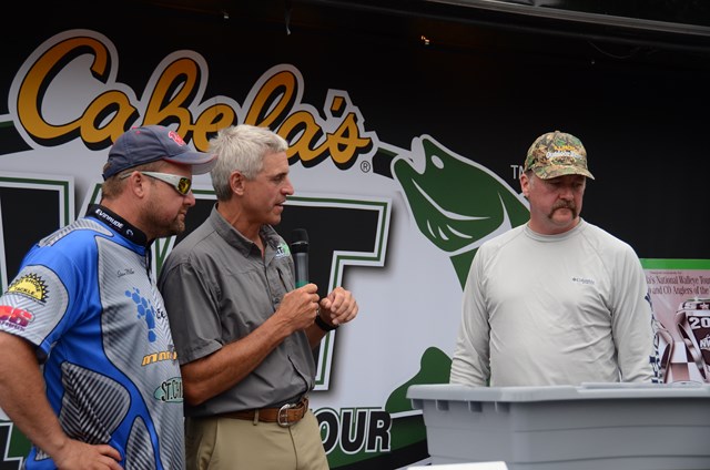 A0AA64DD-CA4D-4641-B35F-065E01442F0E