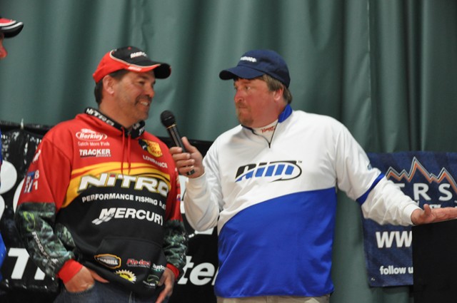 A0B4ADCE-6200-49DC-8F1E-422874E5BF06