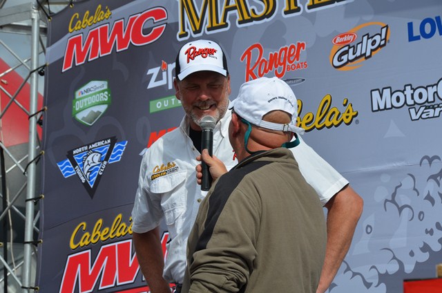 A0CD0AA1-3A78-46E6-9948-AEB03BFD33D1