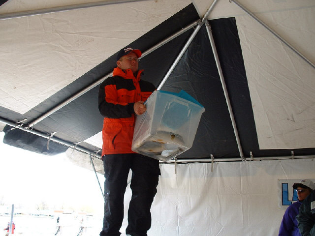 A0FDE9F3-4E11-4026-9232-B52852BE73D1