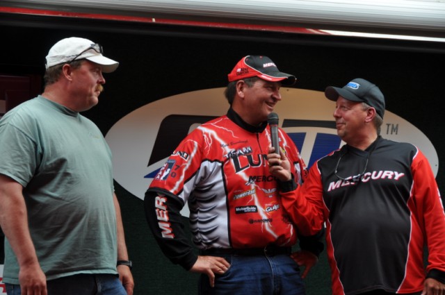 A100CE02-745E-4B1F-846F-872B3ABB8B11